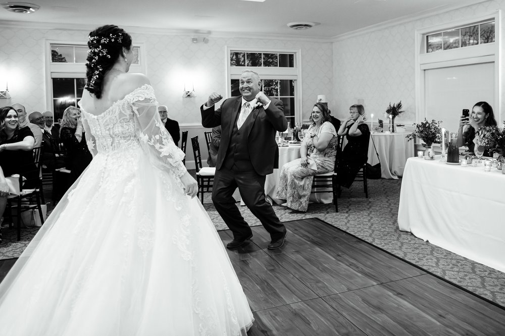 TheCoveAtFawnLake_FredericksburgWedding_StJudeChurchWedding_youseephotography_CarlyReace_blogpic245.jpg