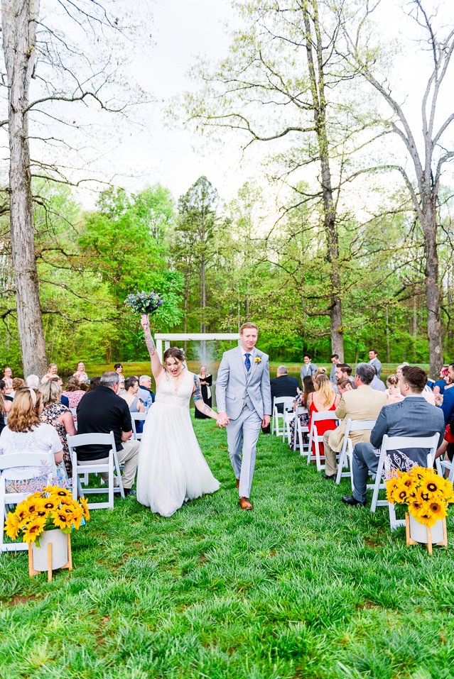 StevensonRidge_SpringWedding_FredericksburgWeddingPhotographer_youseephotography_NoelDavid_blog_pic150.jpg