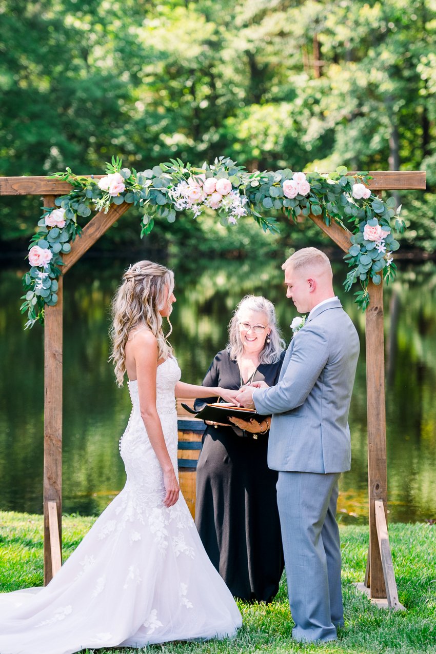 BellePleasure_SummerWedding_FredericksburgWeddingPhotographer_youseephotography_BrandiDevin_blog_pic41.jpg