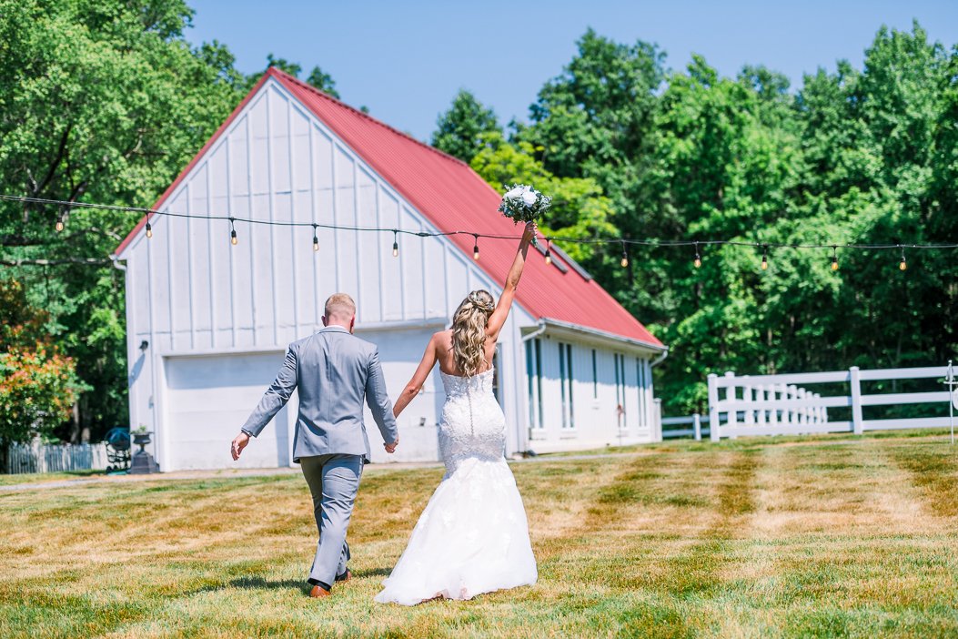 BellePleasure_SummerWedding_FredericksburgWeddingPhotographer_youseephotography_BrandiDevin_blog_pic55.jpg