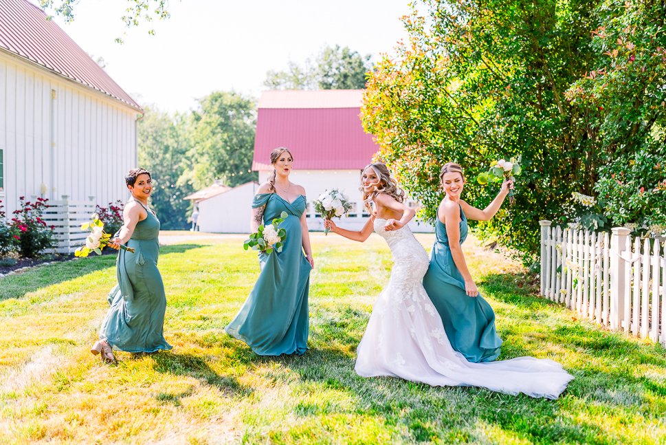 BellePleasure_SummerWedding_FredericksburgWeddingPhotographer_youseephotography_BrandiDevin_blog_pic108.jpg