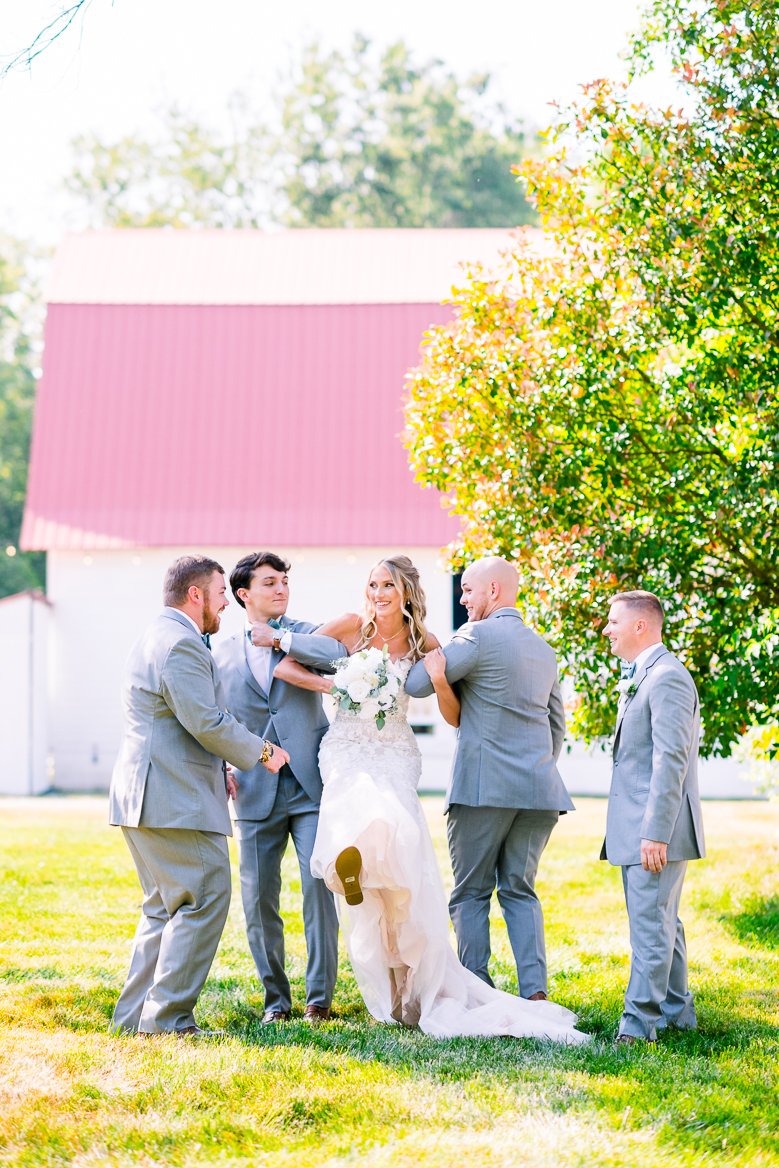 BellePleasure_SummerWedding_FredericksburgWeddingPhotographer_youseephotography_BrandiDevin_blog_pic152.jpg