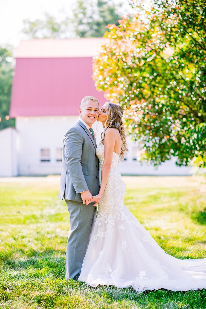 BellePleasure_SummerWedding_FredericksburgWeddingPhotographer_youseephotography_BrandiDevin_blog_pic165.jpg