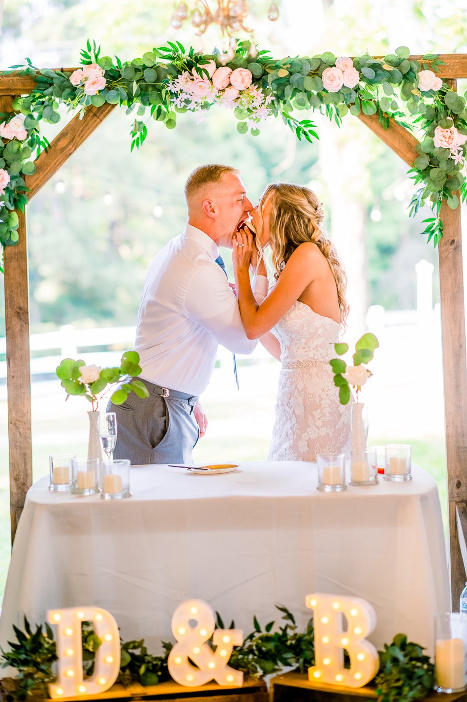 BellePleasure_SummerWedding_FredericksburgWeddingPhotographer_youseephotography_BrandiDevin_blog_pic194.jpg