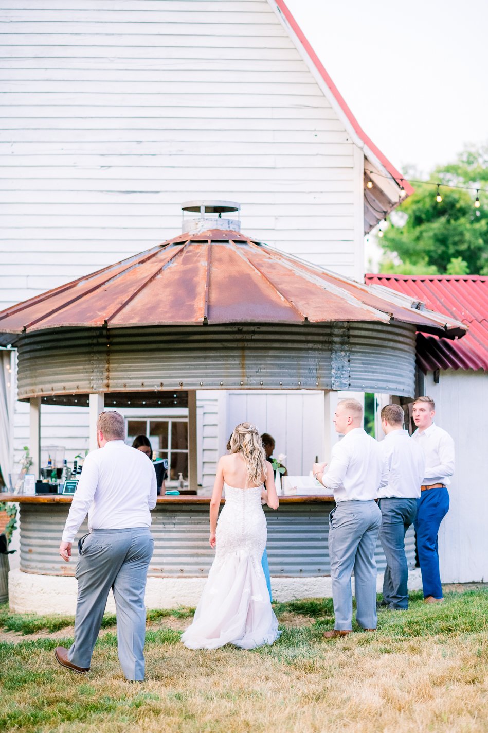 BellePleasure_SummerWedding_FredericksburgWeddingPhotographer_youseephotography_BrandiDevin_blog_pic203.jpg