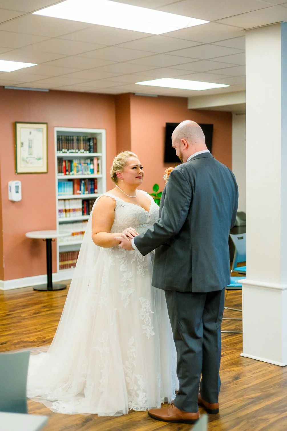 Downtown Fredericksburg_FallWedding_WeddingPhotographersFredericksburgVA_youseephotography_AlexBrandon_blogpic24.jpg