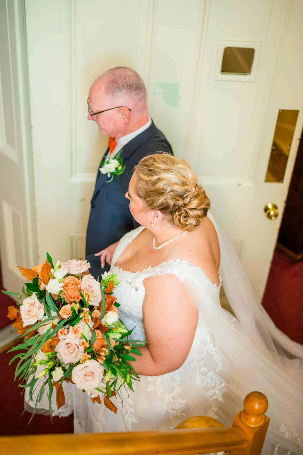 Downtown Fredericksburg_FallWedding_WeddingPhotographersFredericksburgVA_youseephotography_AlexBrandon_blogpic45.jpg