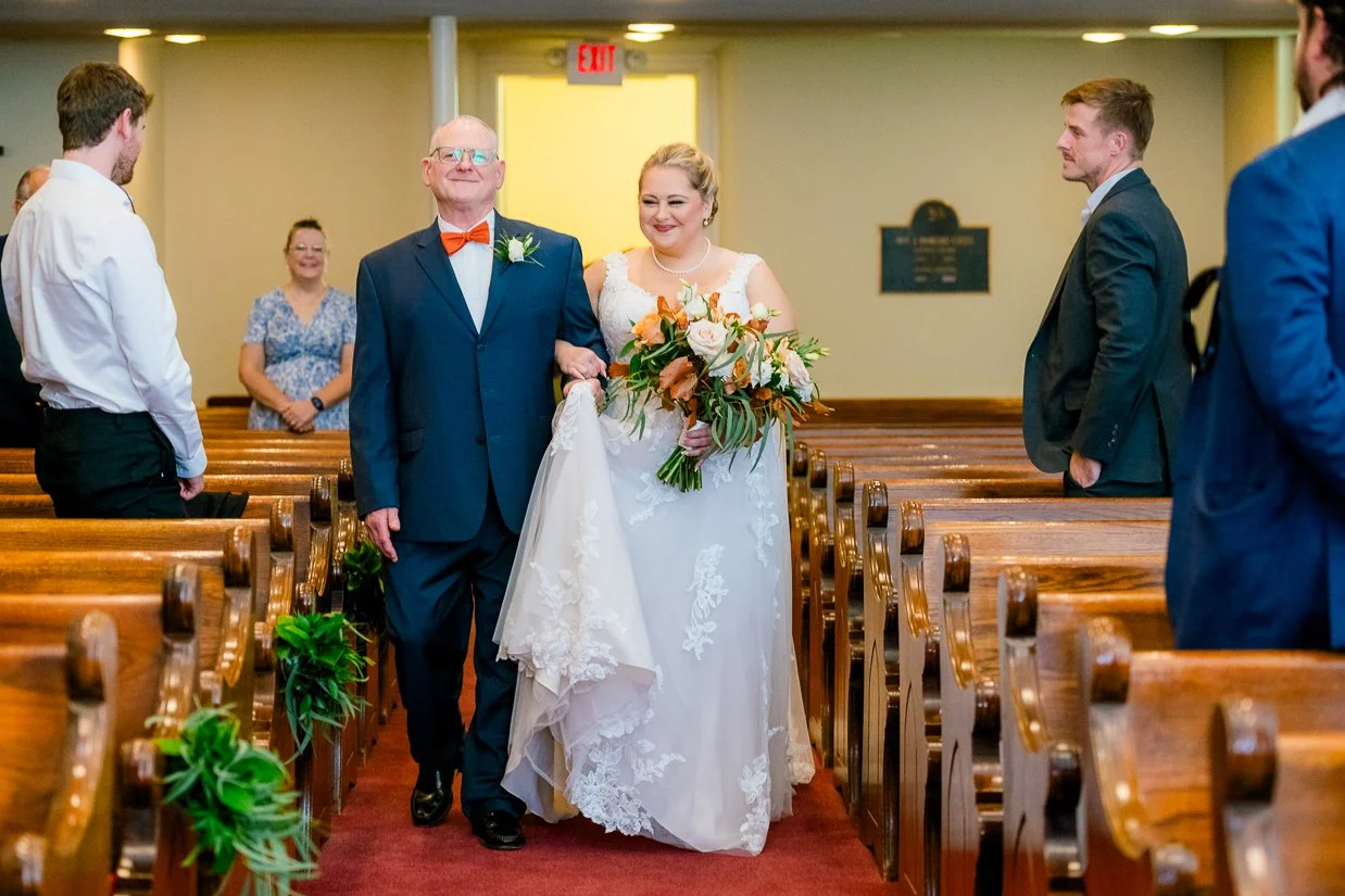 Downtown Fredericksburg_FallWedding_WeddingPhotographersFredericksburgVA_youseephotography_AlexBrandon_blogpic51.jpg