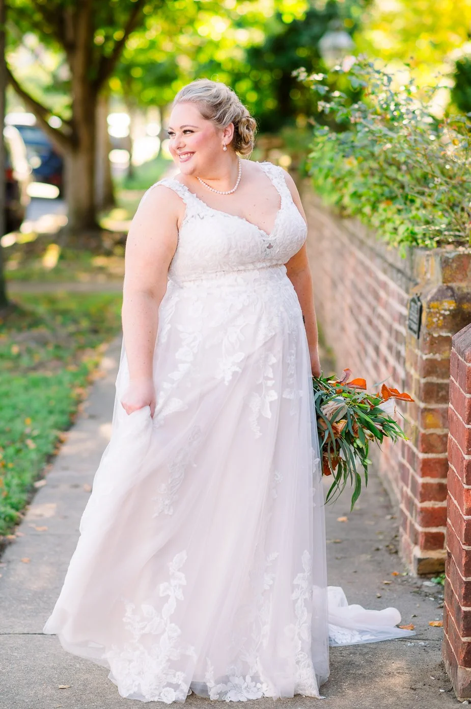 Downtown Fredericksburg_FallWedding_WeddingPhotographersFredericksburgVA_youseephotography_AlexBrandon_blogpic126.jpg