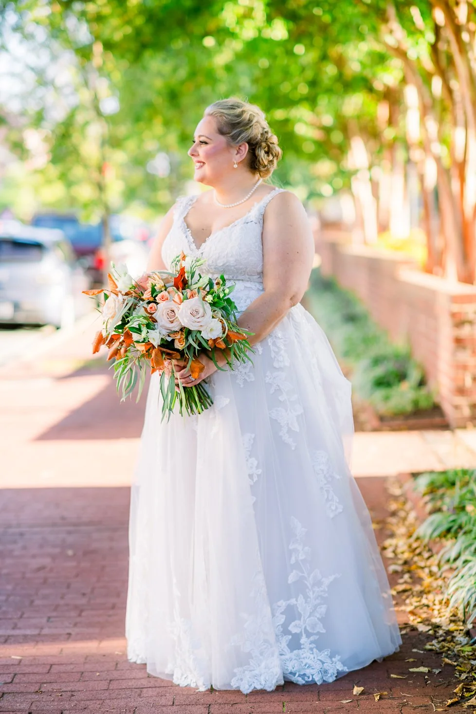 Downtown Fredericksburg_FallWedding_WeddingPhotographersFredericksburgVA_youseephotography_AlexBrandon_blogpic164.jpg