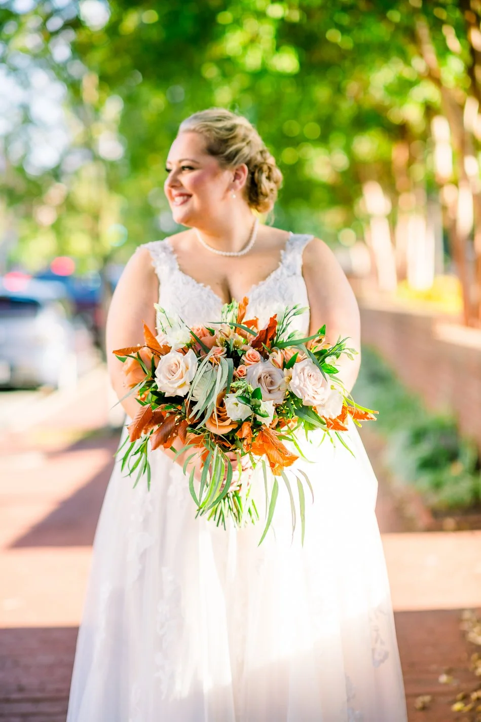 Downtown Fredericksburg_FallWedding_WeddingPhotographersFredericksburgVA_youseephotography_AlexBrandon_blogpic170.jpg