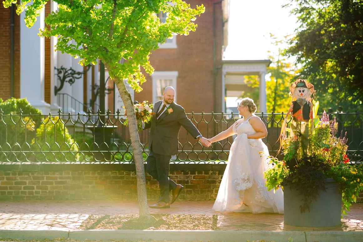 Downtown Fredericksburg_FallWedding_WeddingPhotographersFredericksburgVA_youseephotography_AlexBrandon_blogpic172.jpg