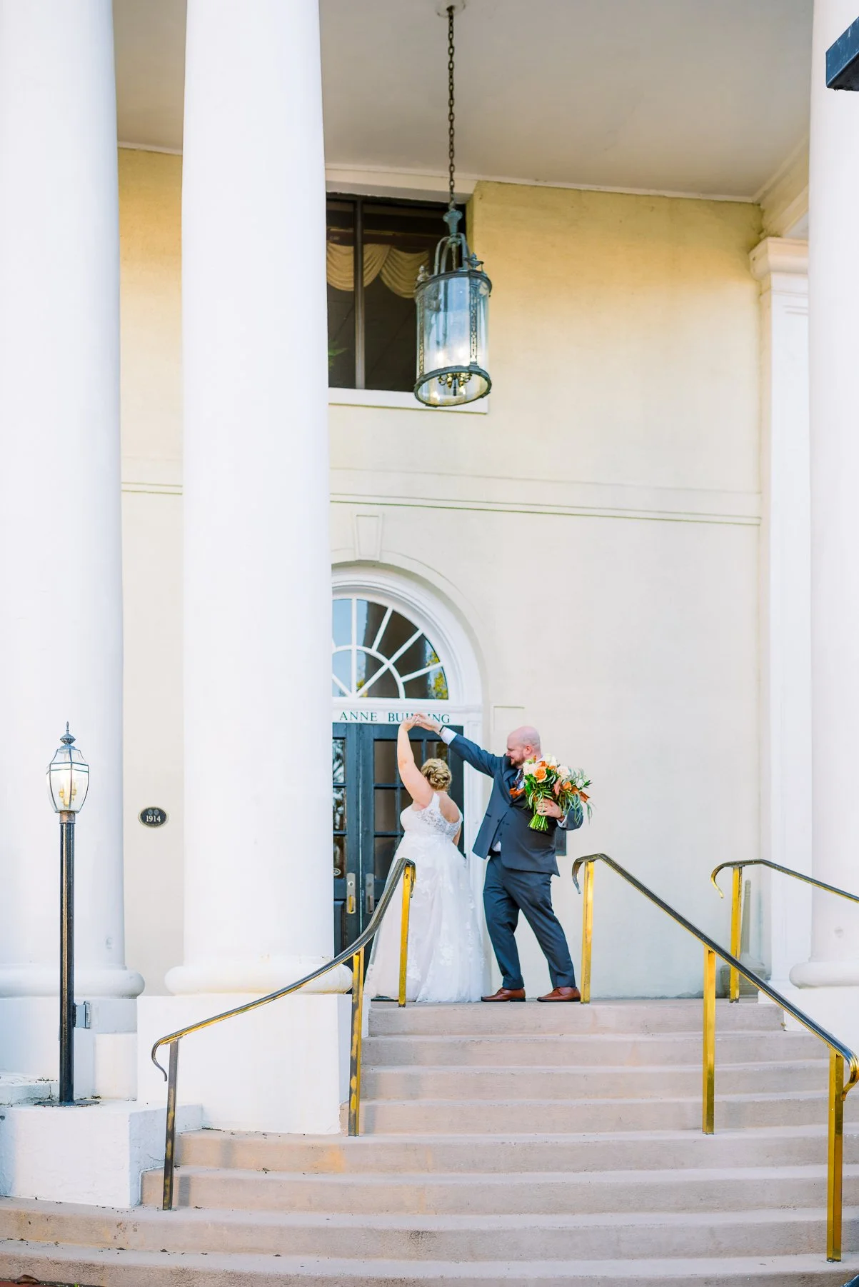 Downtown Fredericksburg_FallWedding_WeddingPhotographersFredericksburgVA_youseephotography_AlexBrandon_blogpic178.jpg