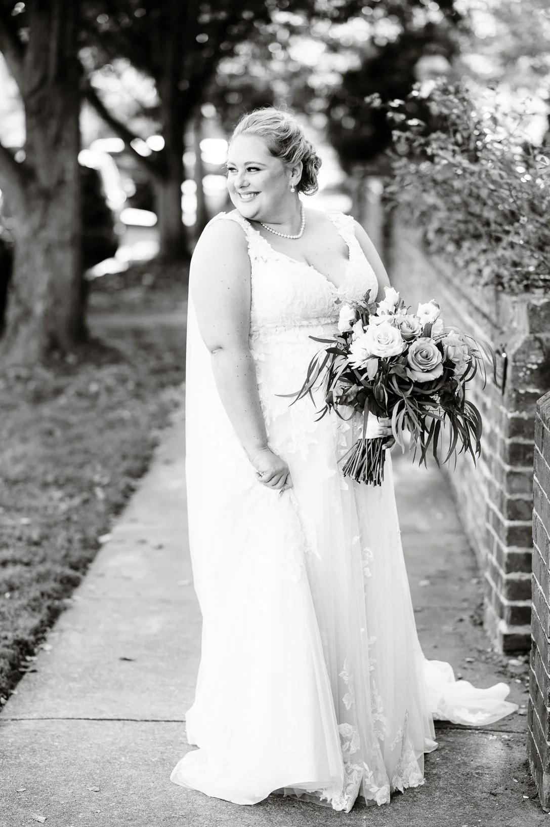 Downtown Fredericksburg_FallWedding_WeddingPhotographersFredericksburgVA_youseephotography_AlexBrandon_blogpic208.jpg