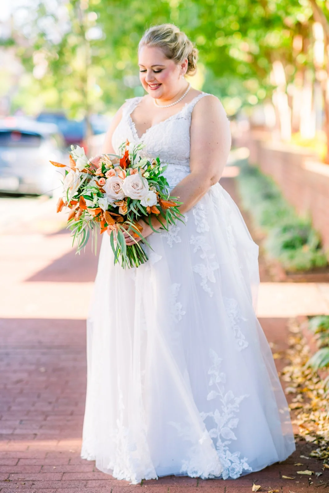 Downtown Fredericksburg_FallWedding_WeddingPhotographersFredericksburgVA_youseephotography_AlexBrandon_blogpic214.jpg