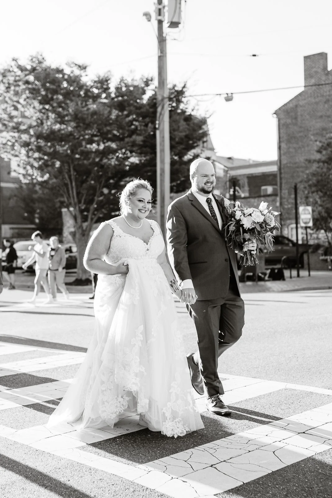 Downtown Fredericksburg_FallWedding_WeddingPhotographersFredericksburgVA_youseephotography_AlexBrandon_blogpic226.jpg