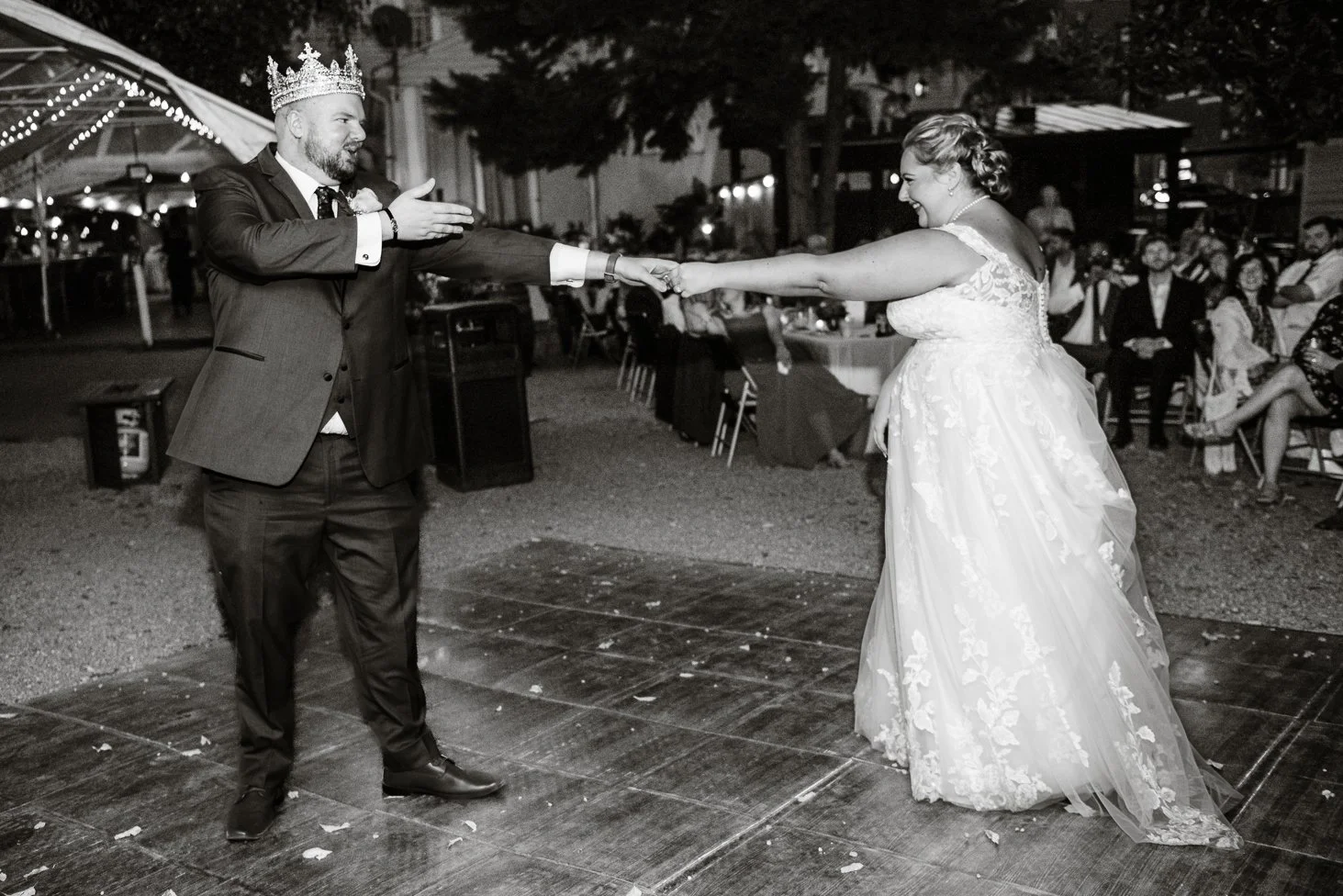 Downtown Fredericksburg_FallWedding_WeddingPhotographersFredericksburgVA_youseephotography_AlexBrandon_blogpic268.jpg