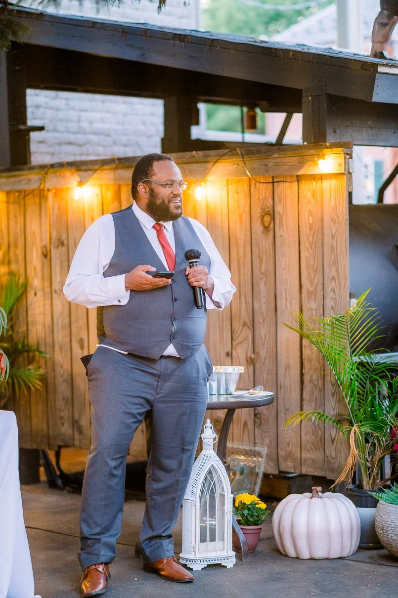 Downtown Fredericksburg_FallWedding_WeddingPhotographersFredericksburgVA_youseephotography_AlexBrandon_blogpic273.jpg