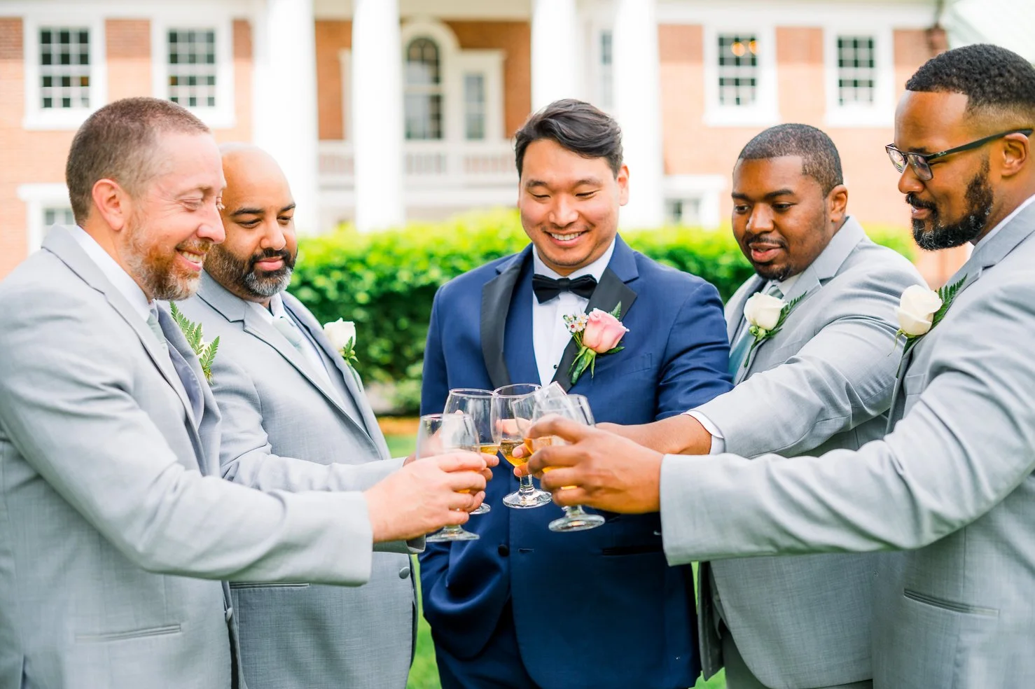 RaspberryPlainManor_Spring_WeddingPhotographersLeesburgVA_youseephotography_WendyBo_blogphoto51.jpg