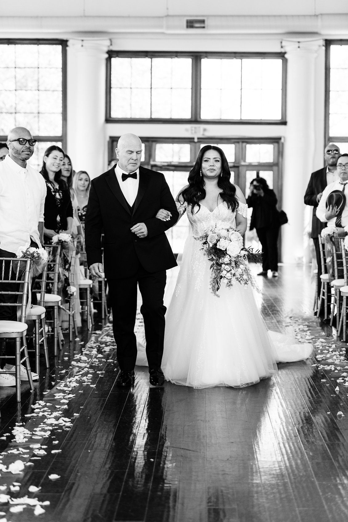RaspberryPlainManor_Spring_WeddingPhotographersLeesburgVA_youseephotography_WendyBo_blogphoto106.jpg