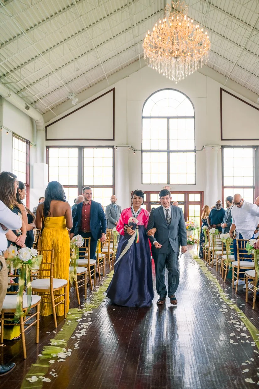 RaspberryPlainManor_Spring_WeddingPhotographersLeesburgVA_youseephotography_WendyBo_blogphoto130.jpg