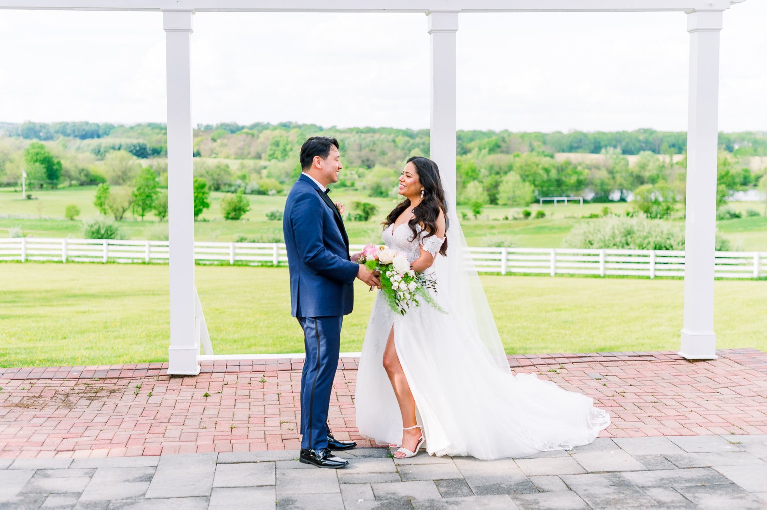 RaspberryPlainManor_Spring_WeddingPhotographersLeesburgVA_youseephotography_WendyBo_blogphoto180.jpg