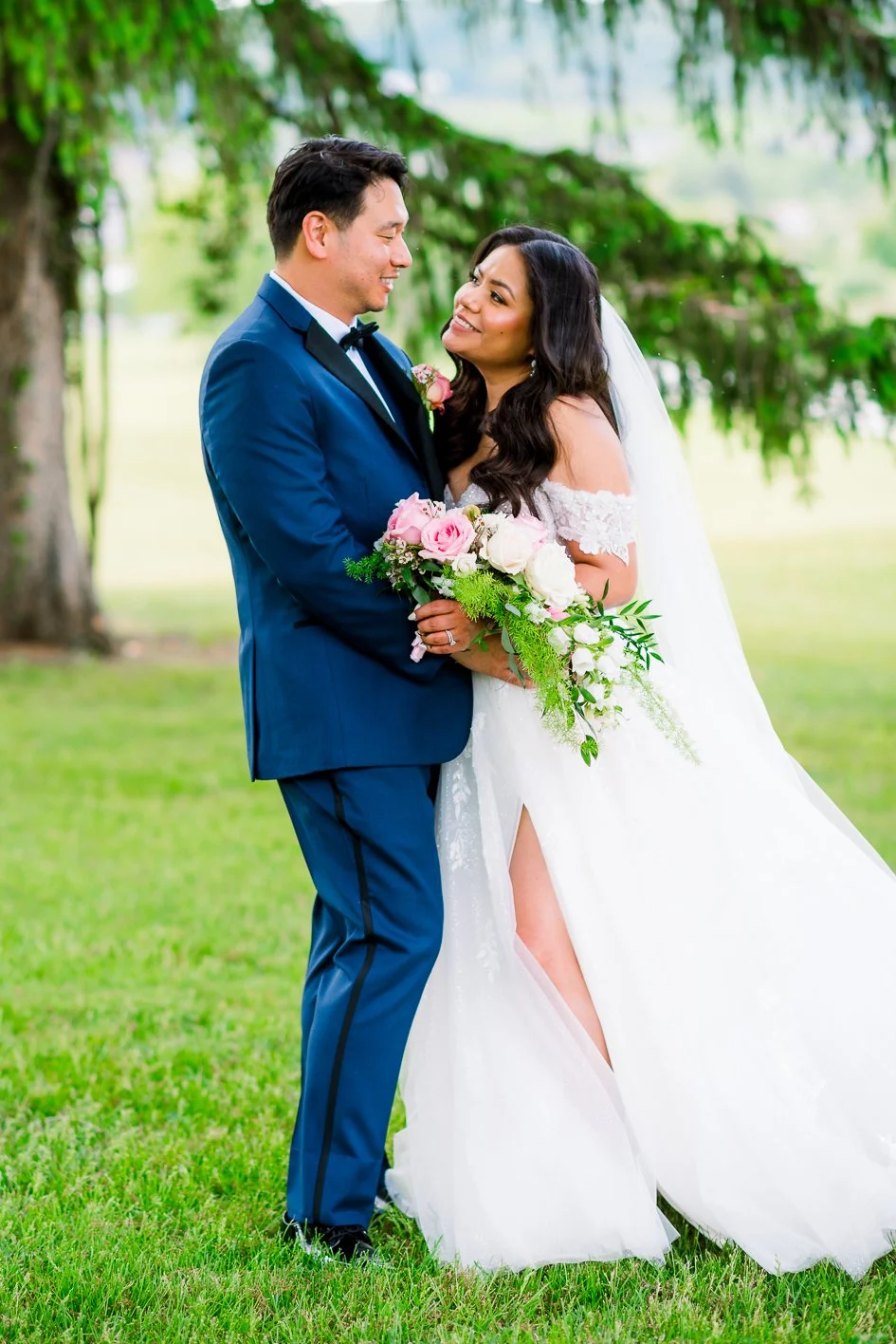RaspberryPlainManor_Spring_WeddingPhotographersLeesburgVA_youseephotography_WendyBo_blogphoto189a.jpg