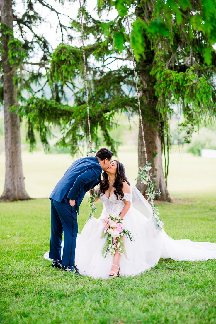 RaspberryPlainManor_Spring_WeddingPhotographersLeesburgVA_youseephotography_WendyBo_blogphoto195.jpg