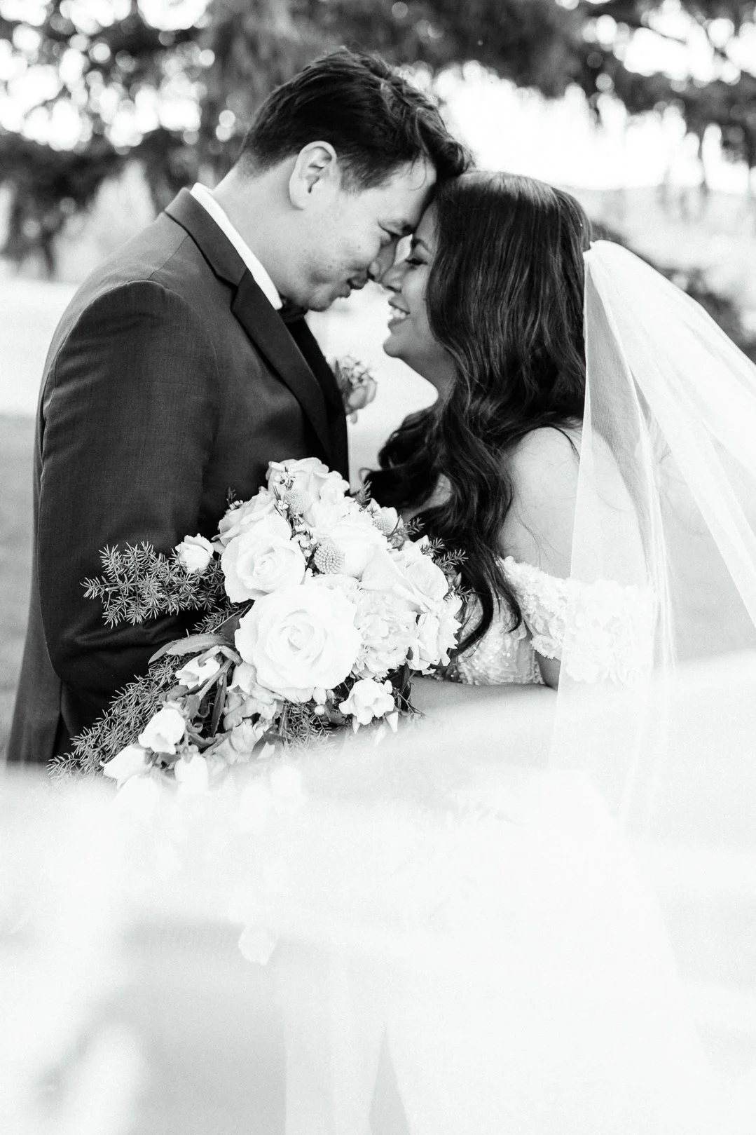 RaspberryPlainManor_Spring_WeddingPhotographersLeesburgVA_youseephotography_WendyBo_blogphoto206.jpg
