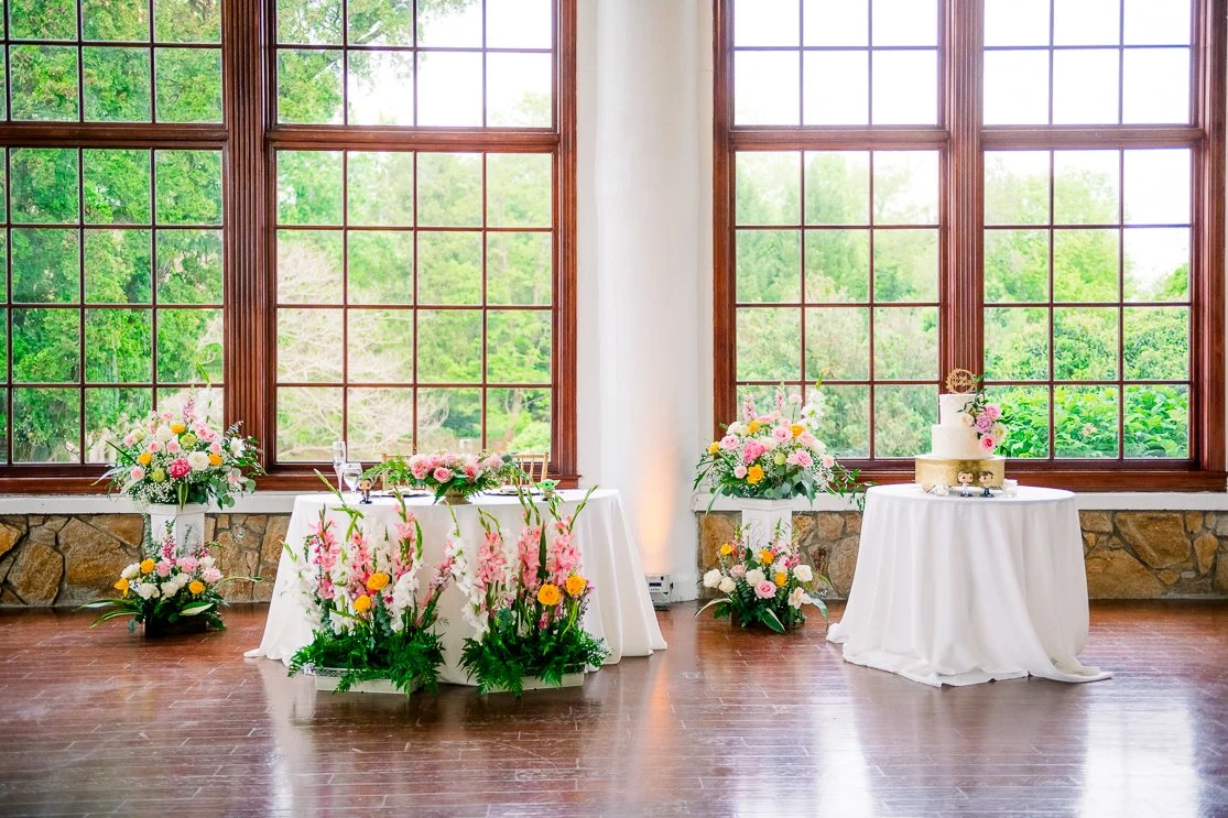 RaspberryPlainManor_Spring_WeddingPhotographersLeesburgVA_youseephotography_WendyBo_blogphoto220.jpg