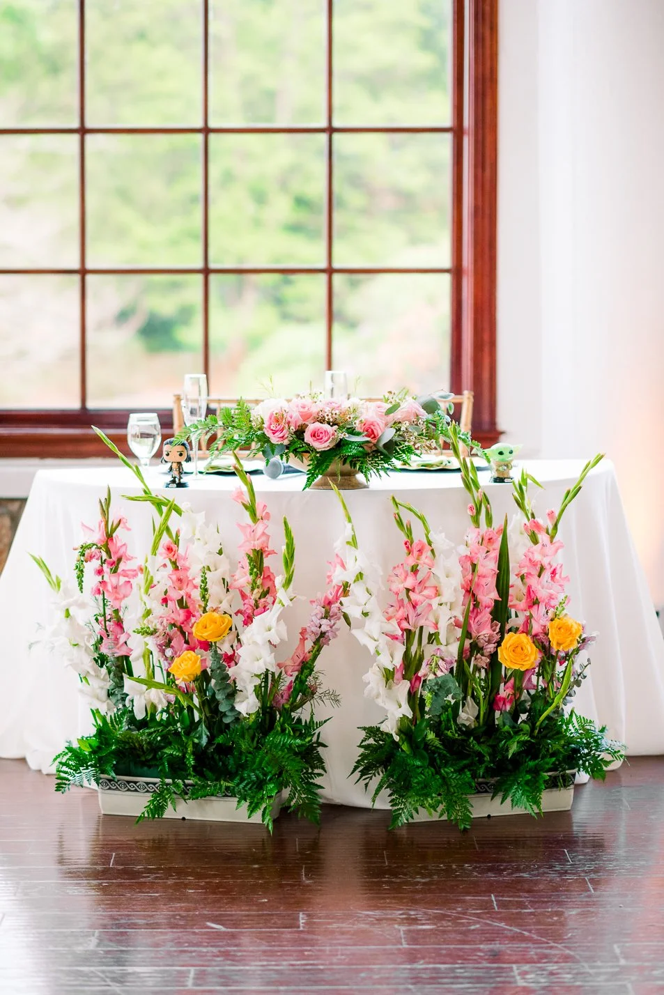 RaspberryPlainManor_Spring_WeddingPhotographersLeesburgVA_youseephotography_WendyBo_blogphoto224.jpg