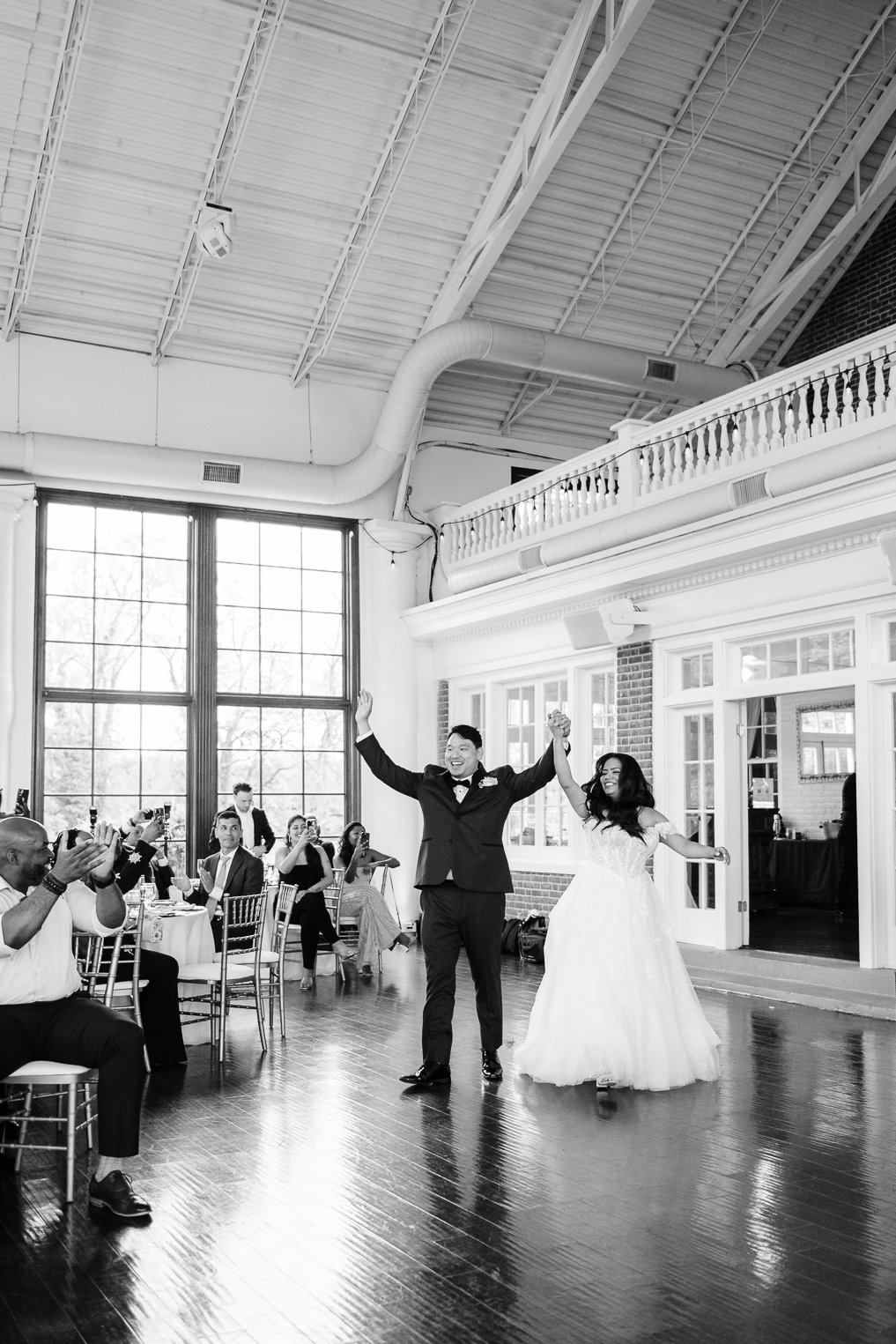 RaspberryPlainManor_Spring_WeddingPhotographersLeesburgVA_youseephotography_WendyBo_blogphoto230.jpg