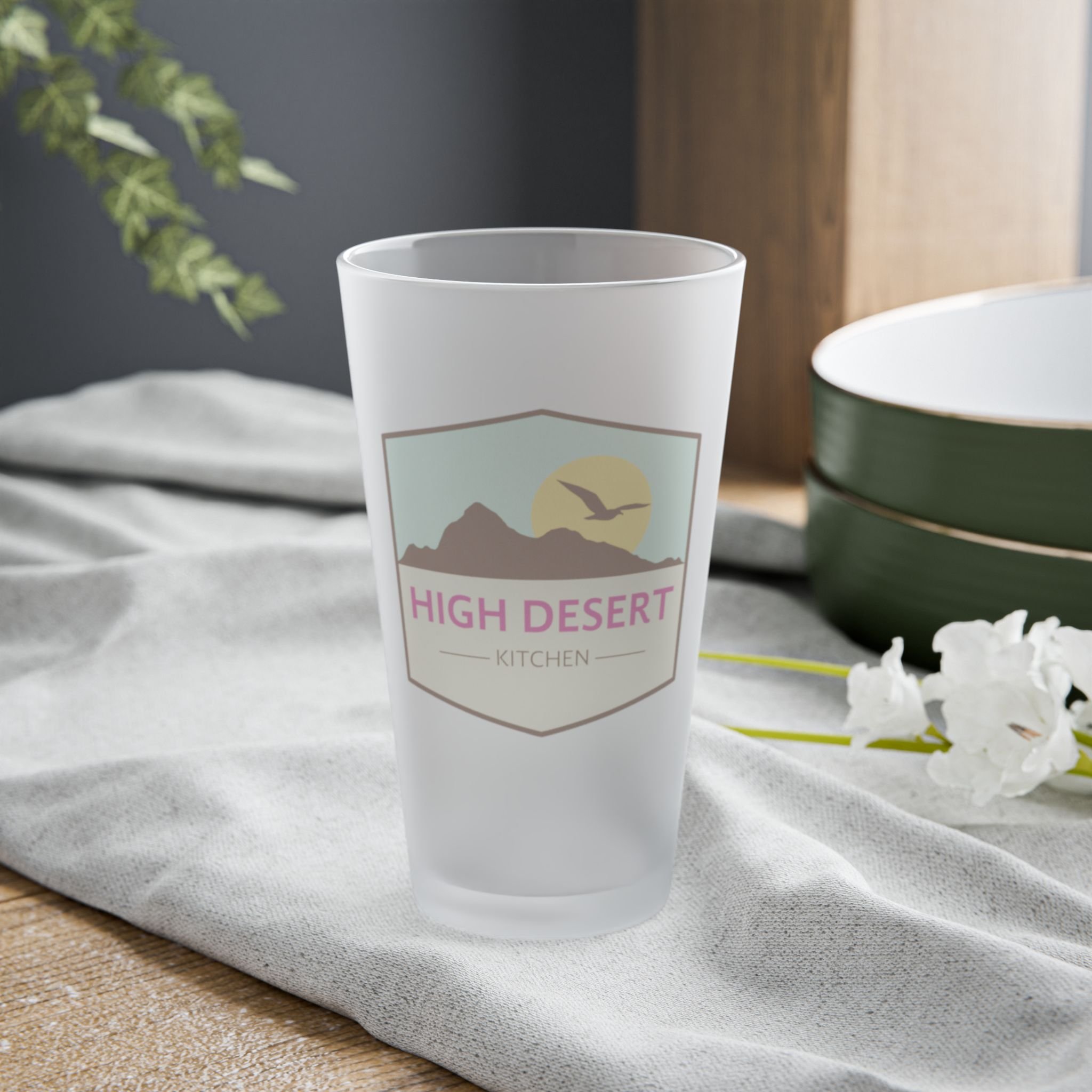 High Desert Kitchen Frosted 16oz Pint Glass — Cooking & Entertaining Drinkware