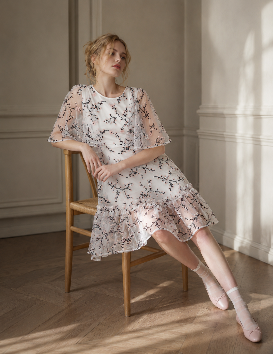 Vestido_flor_cerezo_lolita_Mctisell_modelo_5.png