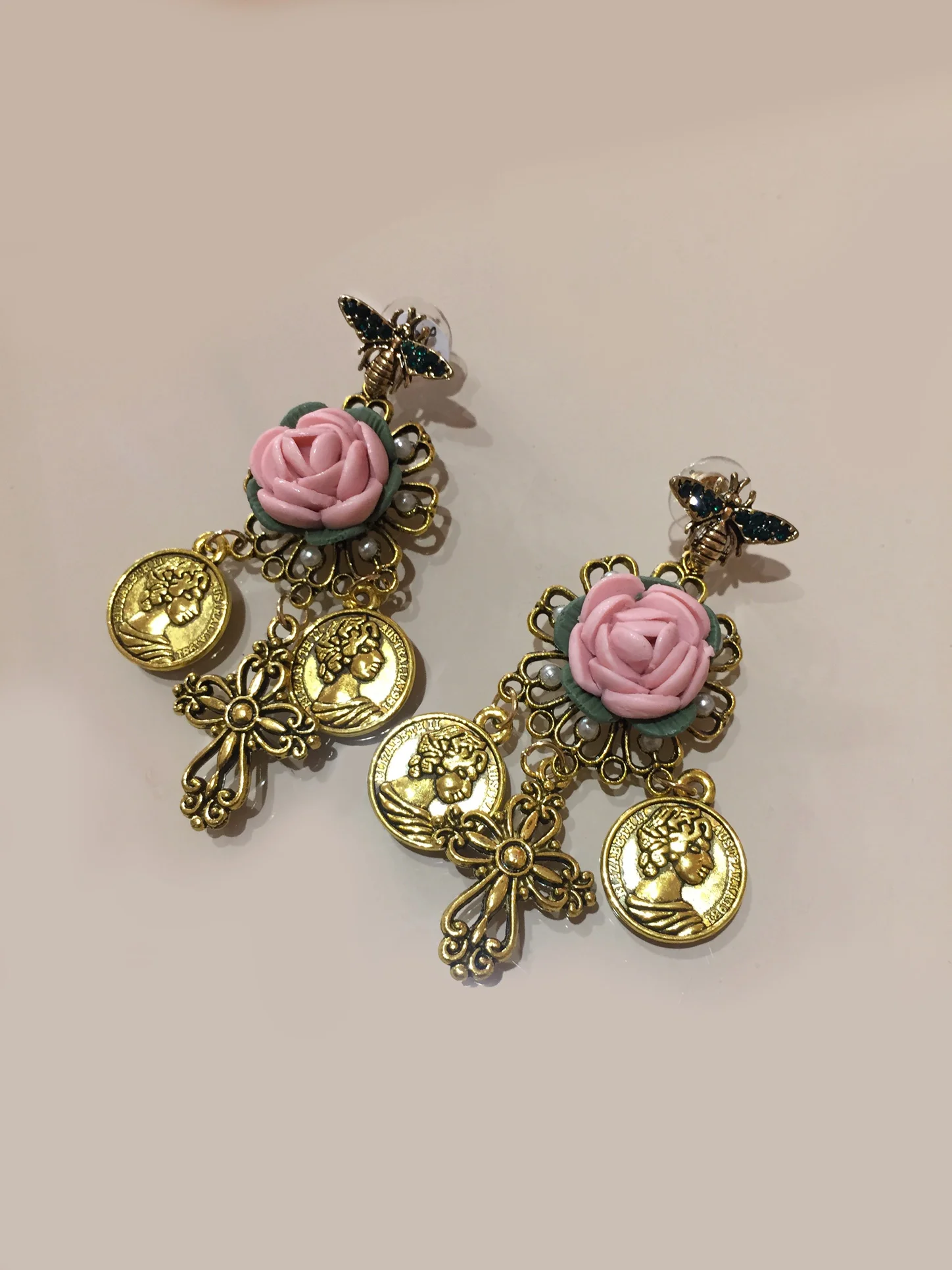 pendientes_fiesta_gabanna.jpg