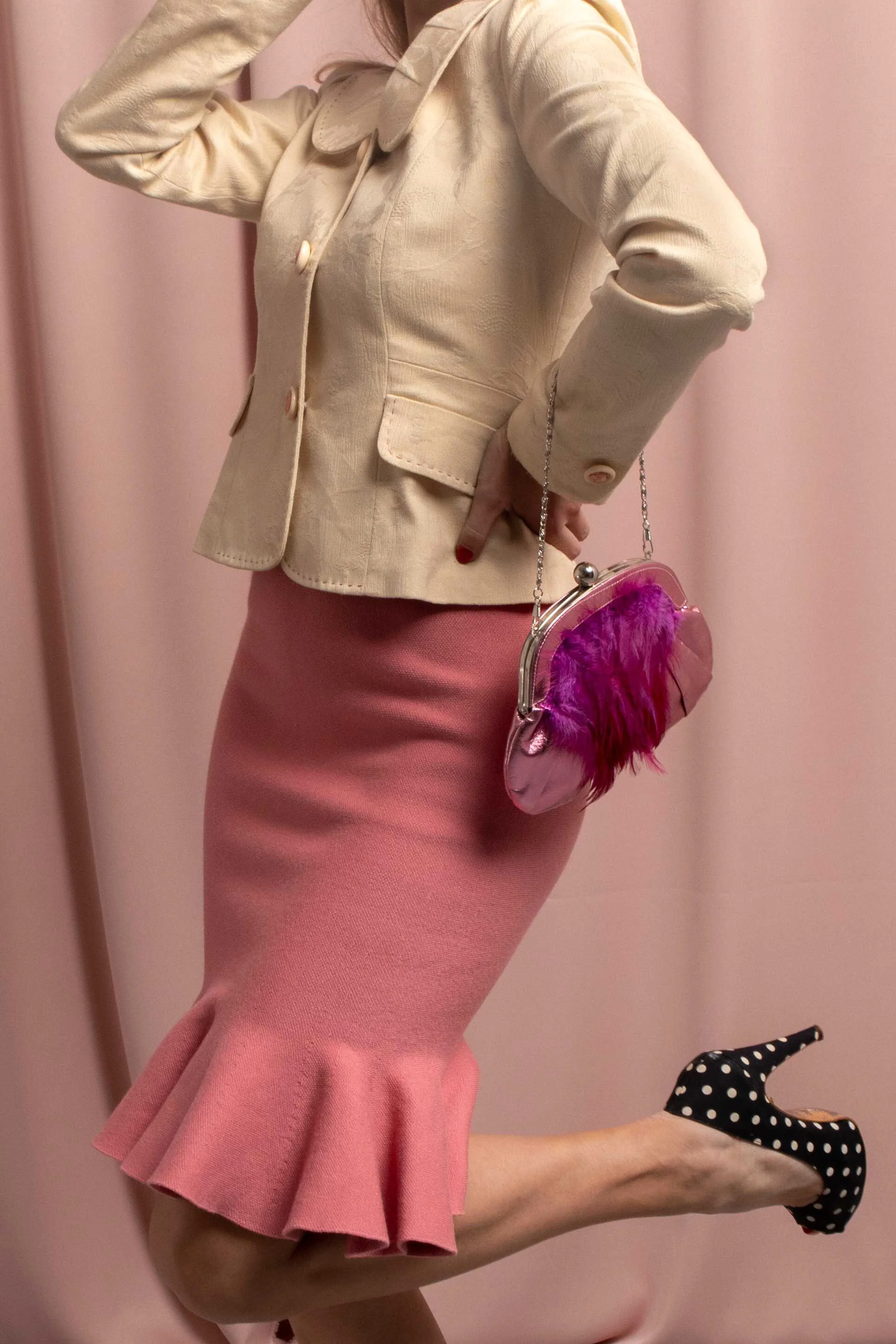 Falda Tubo de Punto con Volante - Varios Colores