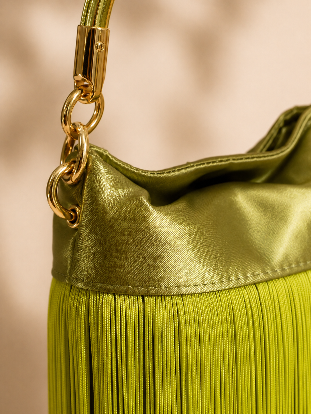 Bolso_Flecos_largos_verde_Lolita_Mctisell_detalle.png