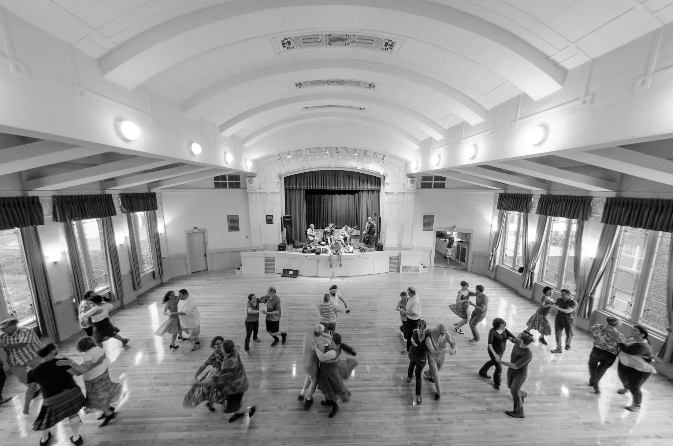 Clubhouse_Dance-SamplePhotos_2200px-4.jpg