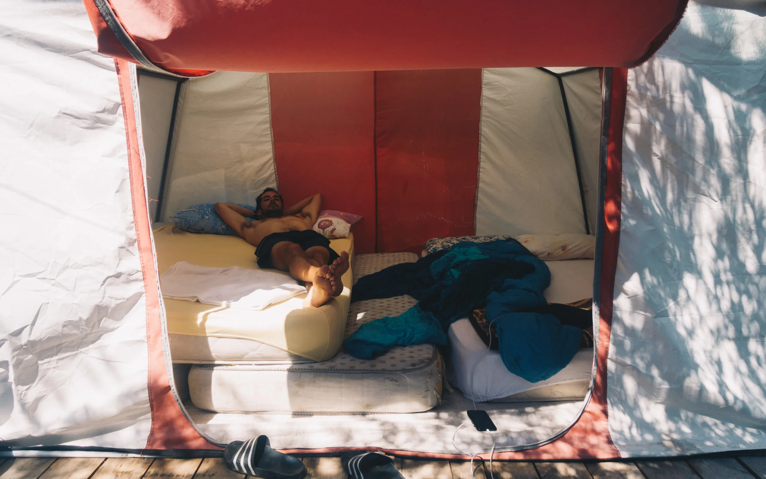 Canvas tents don’t like wind!