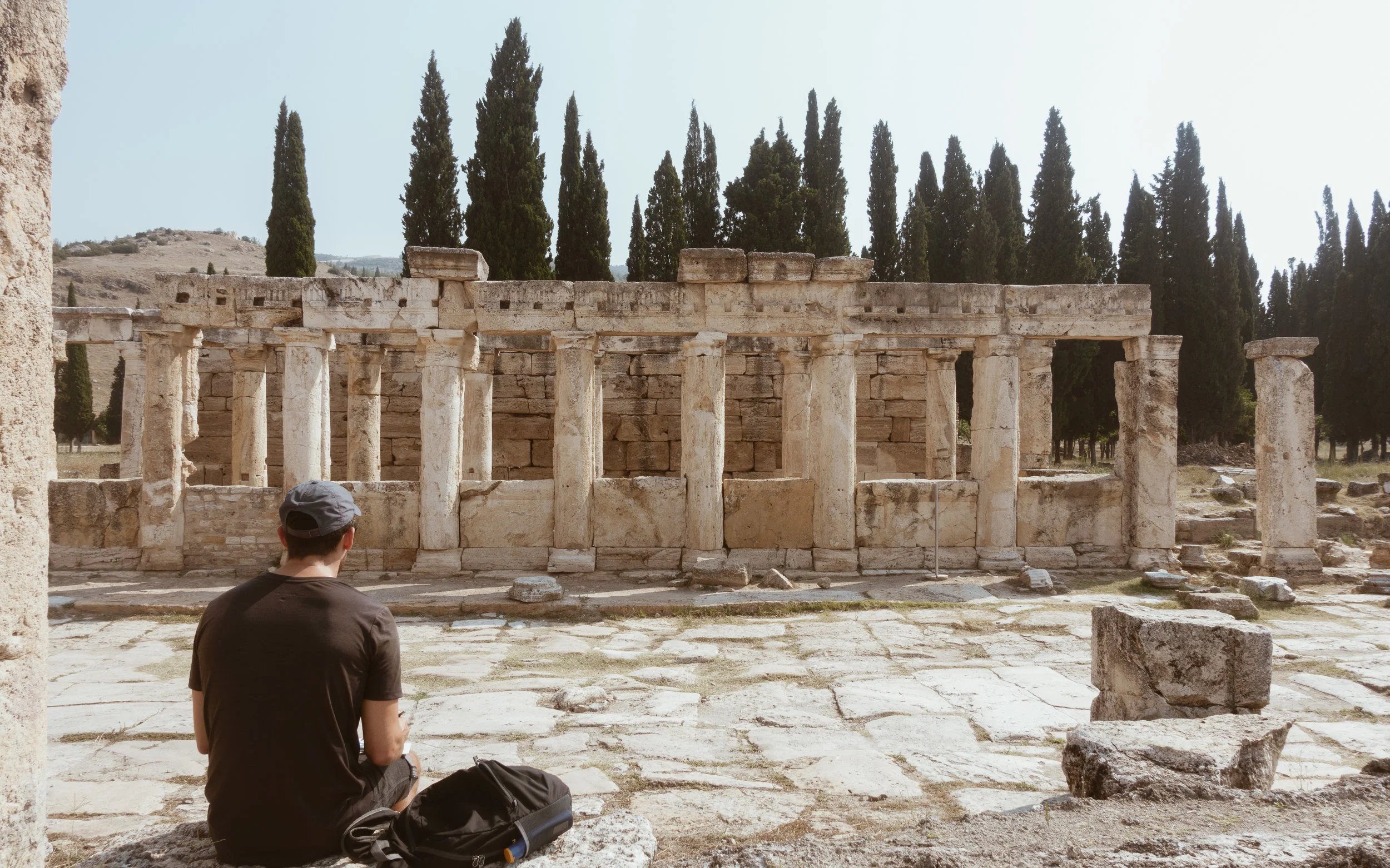 Sketching the ancient ruins of Hierapolis