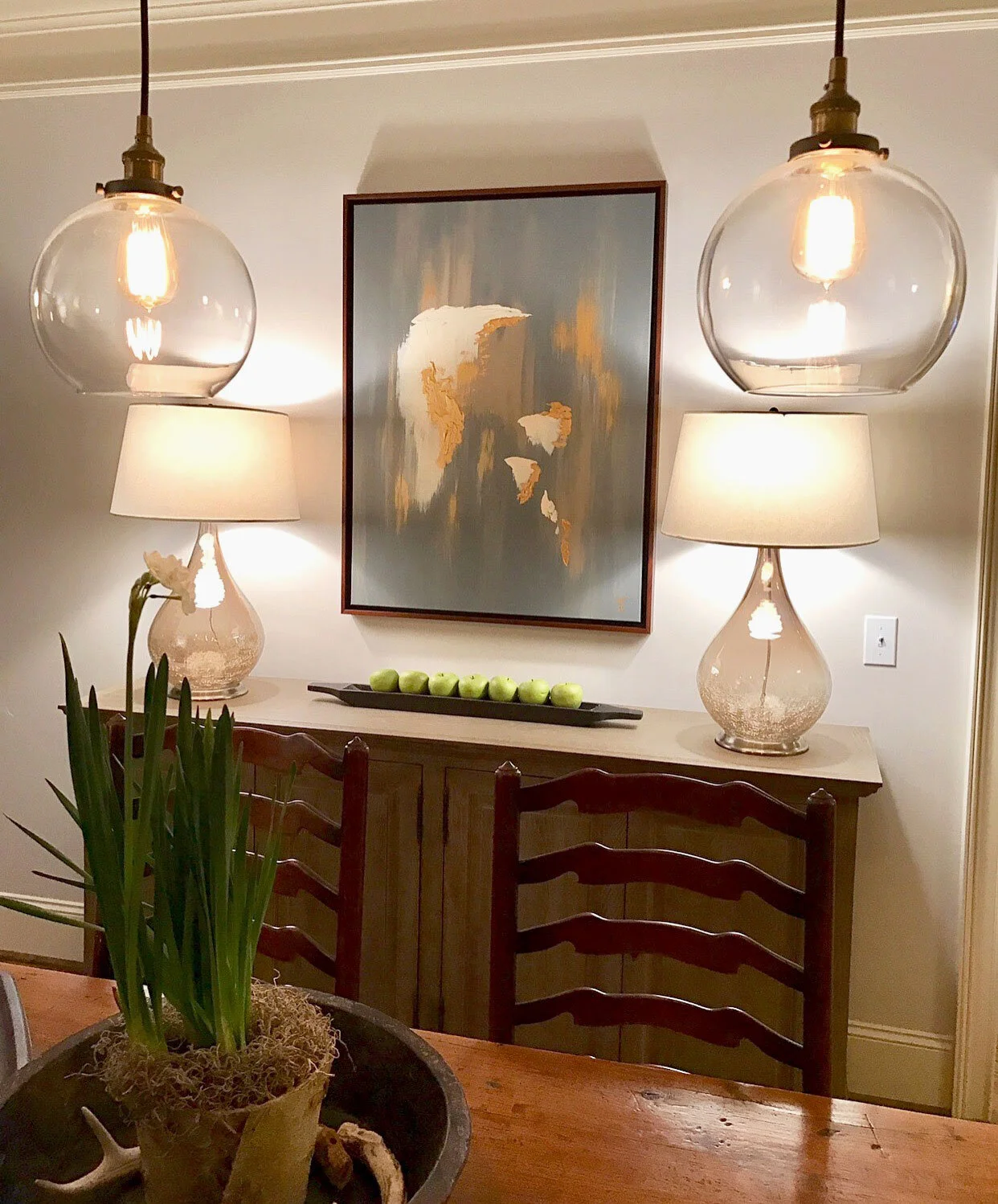 SettingTheMood_TaylorBlackDesign-dinningroom-new.jpg