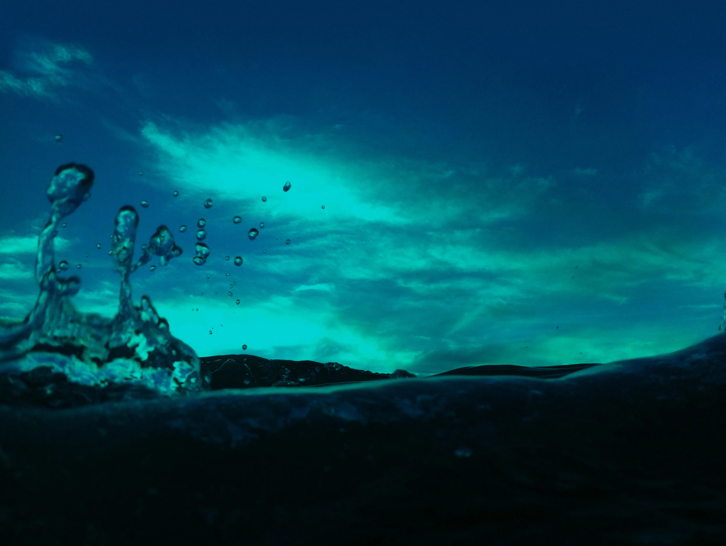 Home_background_blue small.jpg