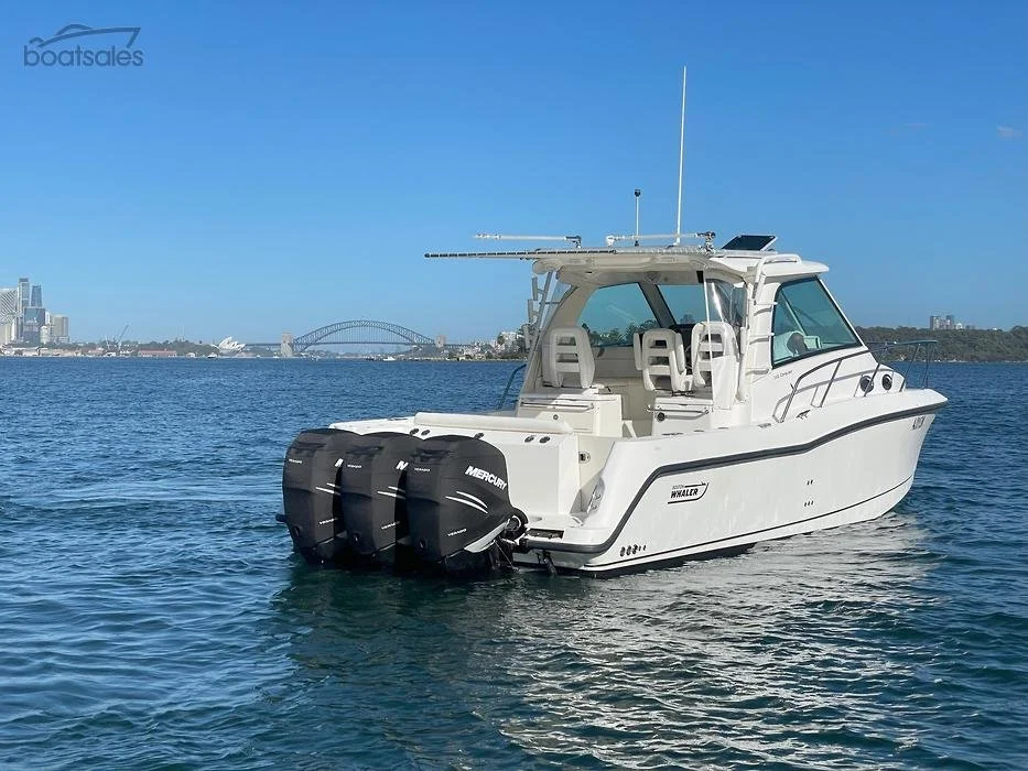 Boston Whaler 345 2.jpg