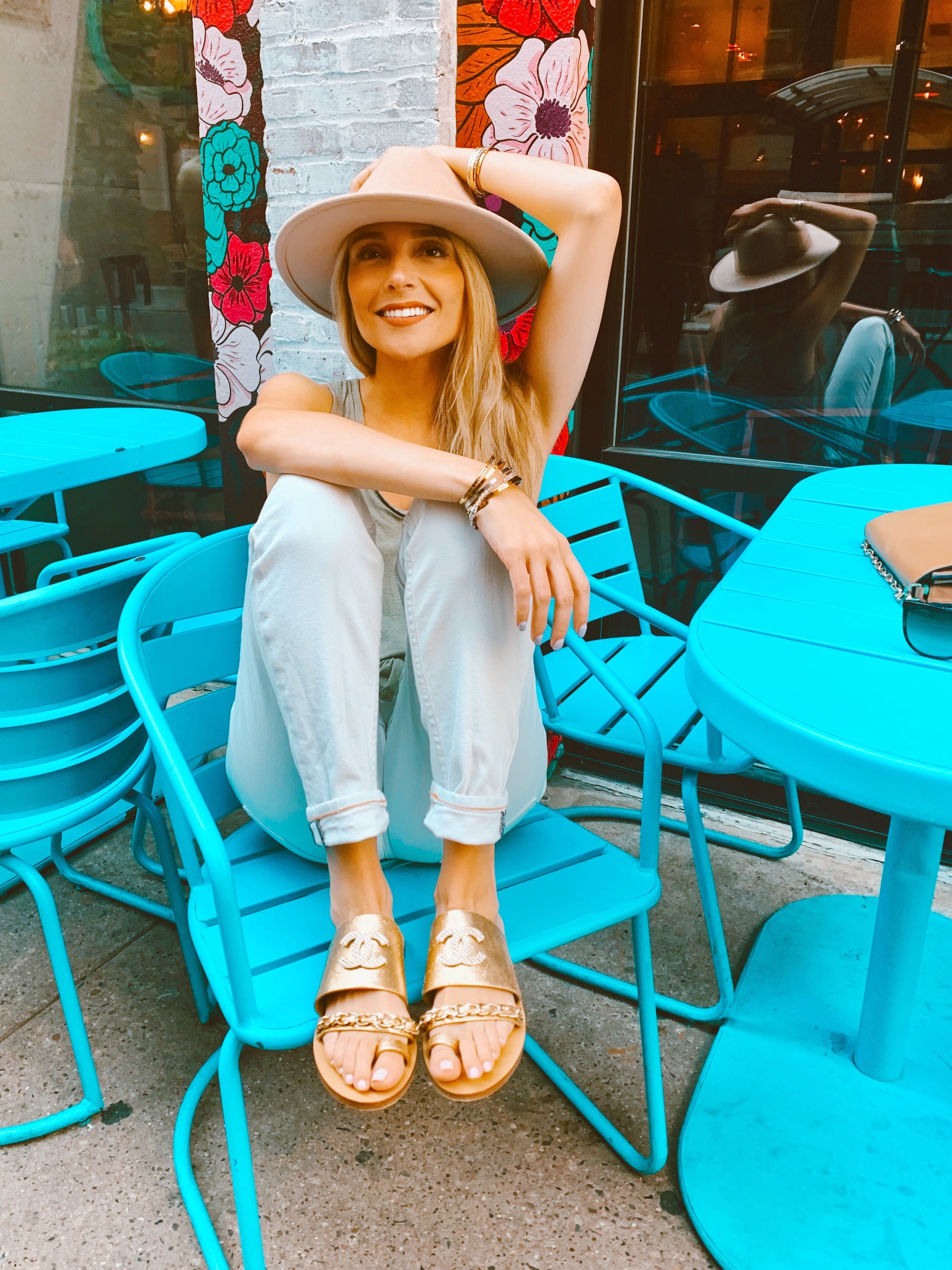 IMG_4070_Facetune_11-08-2019-19-59-19.jpeg