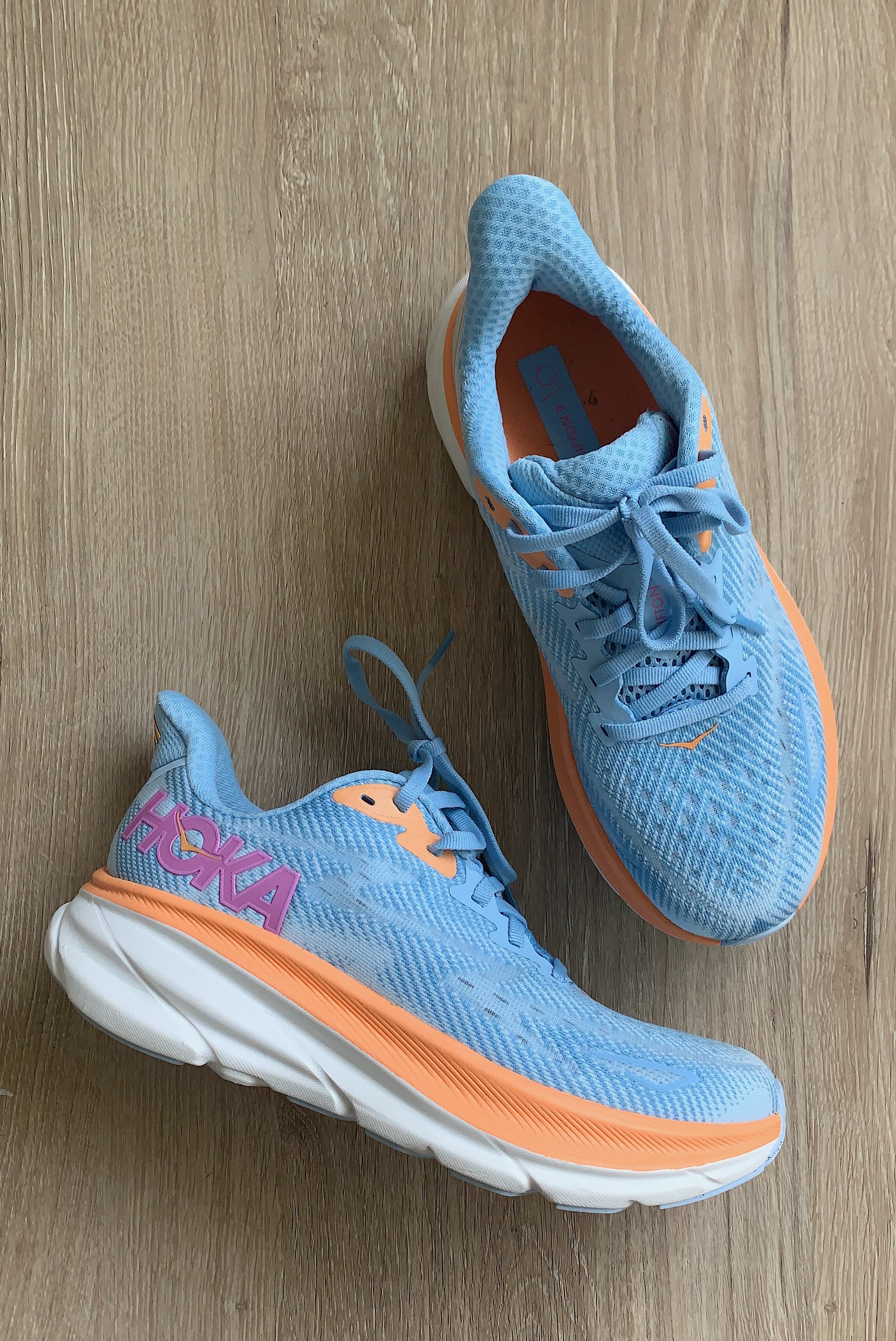 hoka-bondi-8-vs-clifton-9-comparison.JPG