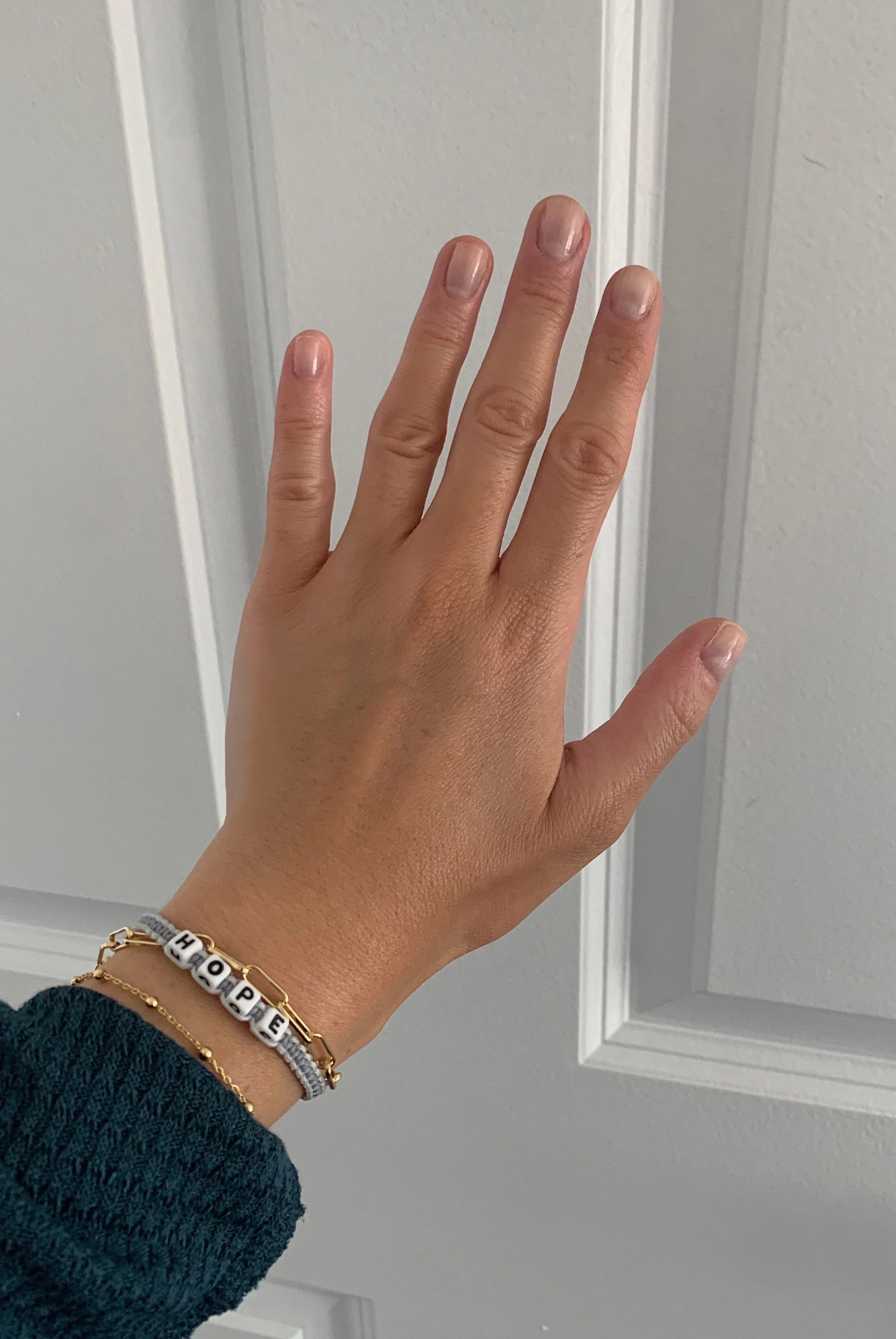 How to Self-Tan Your Hands, Wrists, Elbows, Ankles, and Back