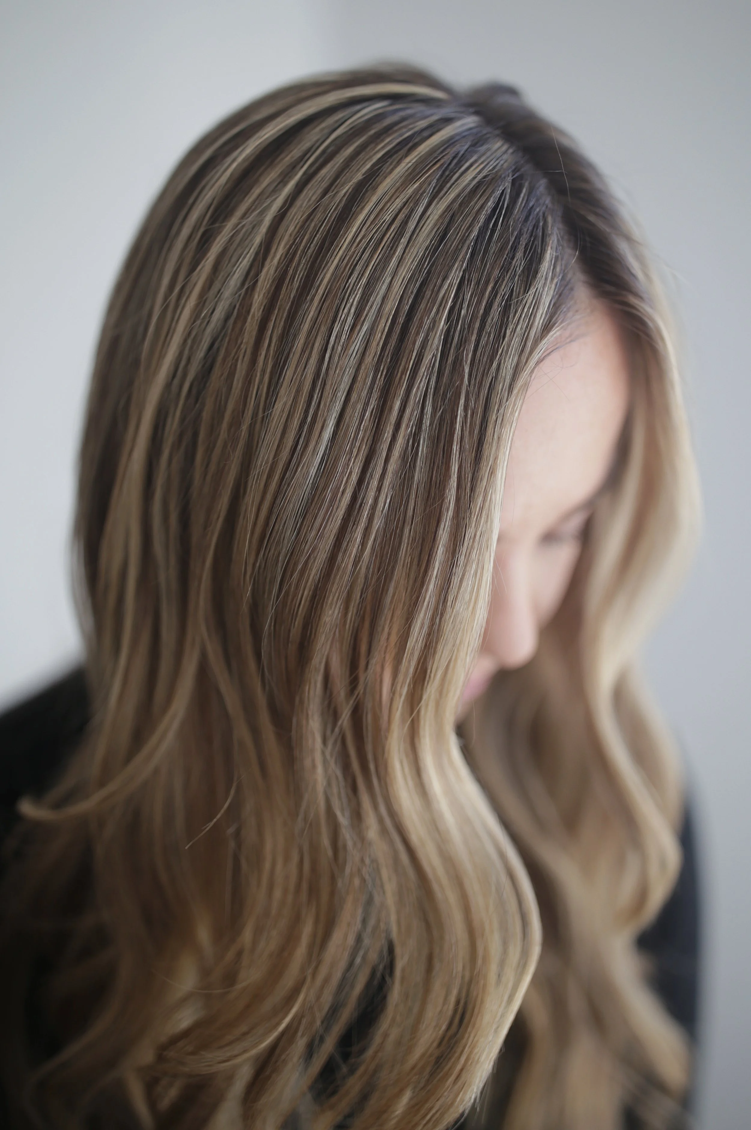 partial-highlights-vs-balayage-on-dark-hair.JPG