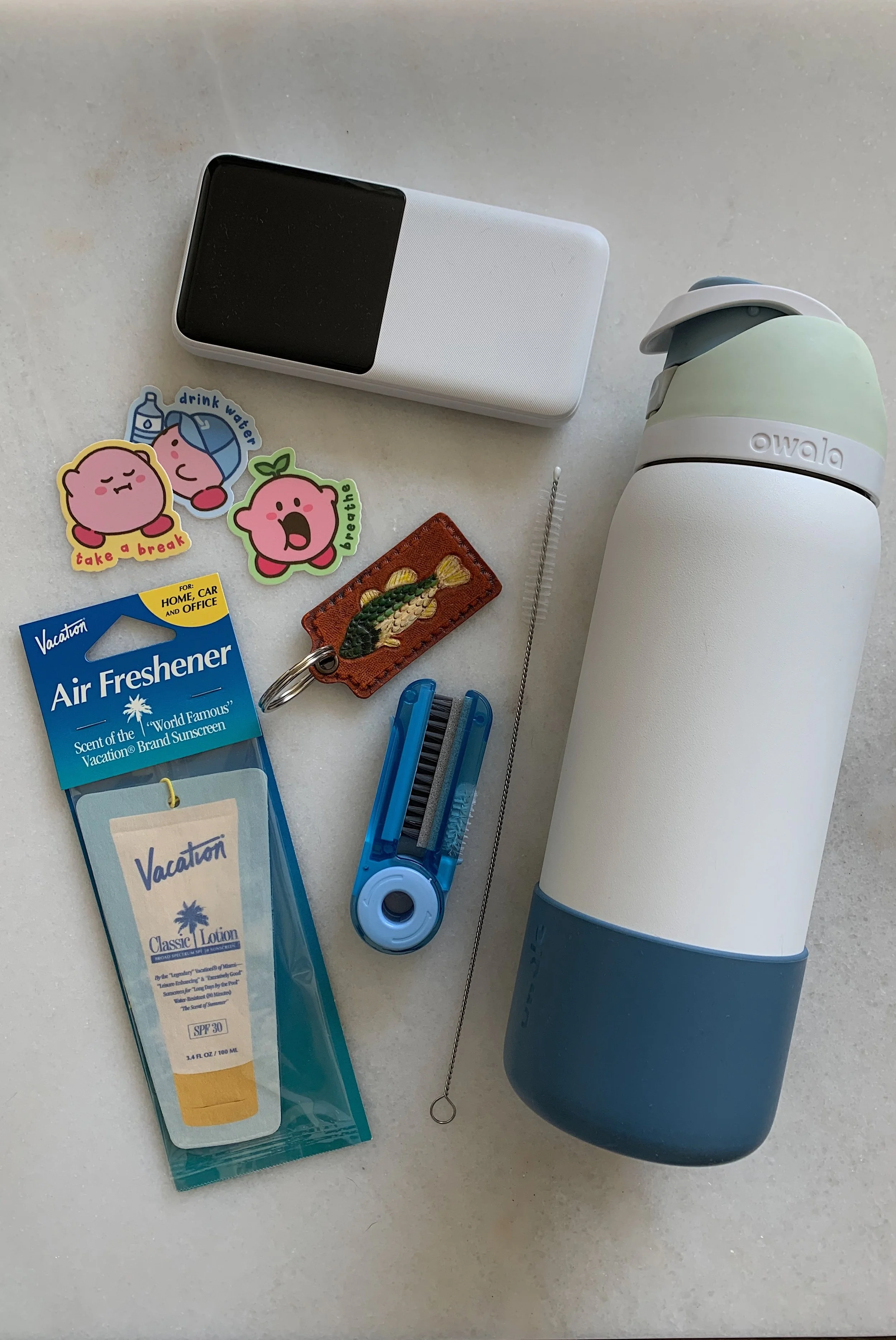 stocking-stuffers-for-college-students.jpg