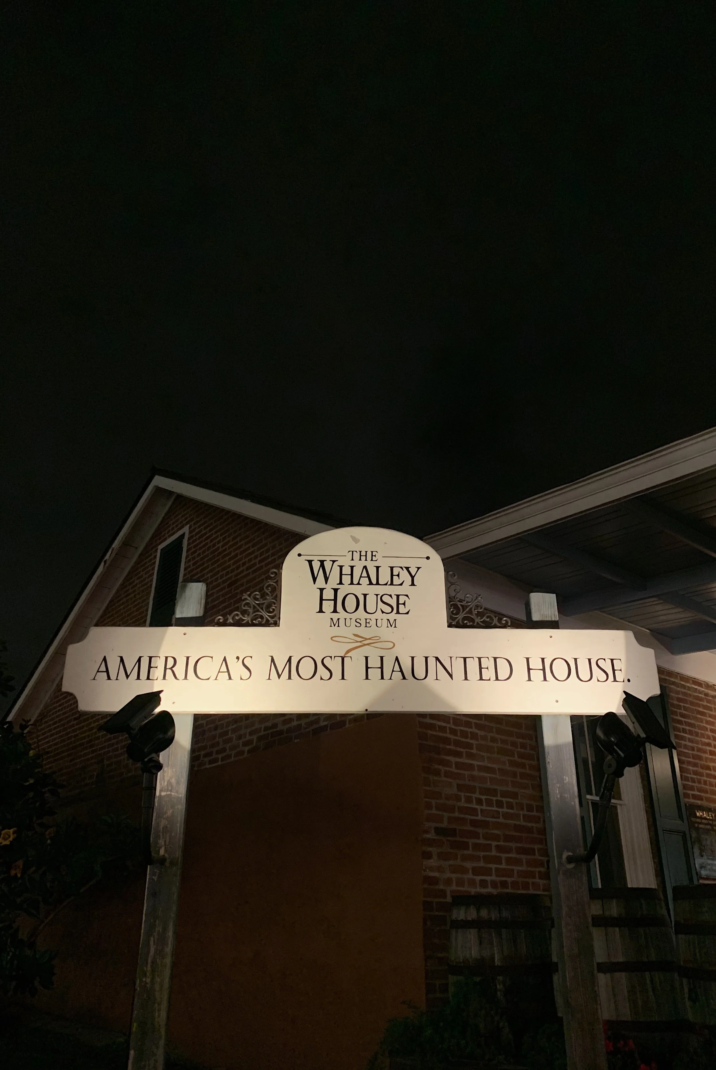 old-town-whaley-house-tour-review.jpg