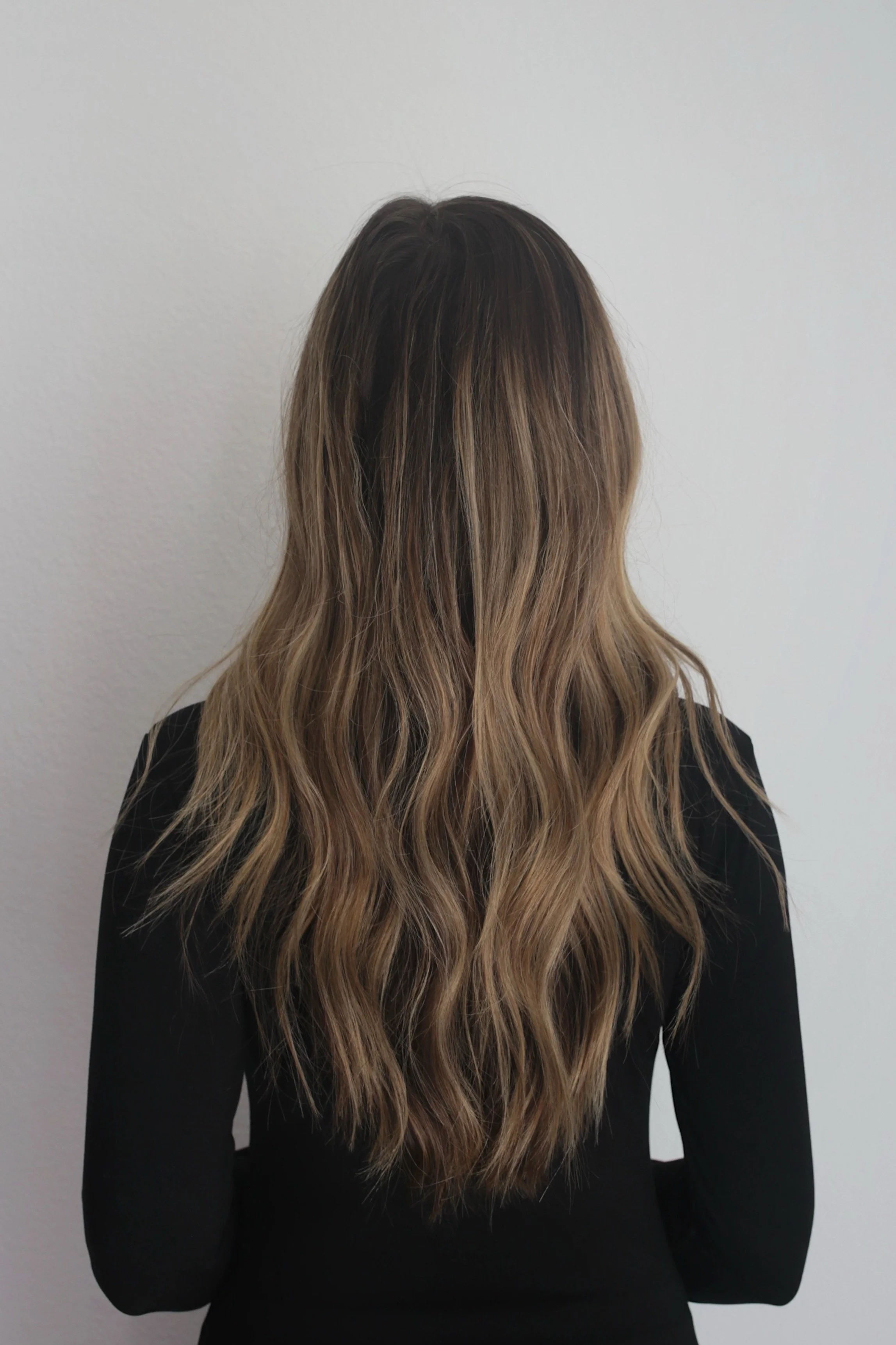 How to Use Wave Spray on Straight Hair